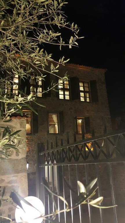 Aristonicus Boutique Hotel Bergama Bagian luar foto
